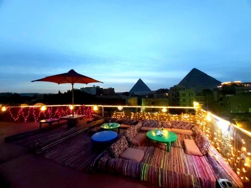 Carpet Alaadein Pyramids View Hotell Kafret el-Gabal Exteriör bild